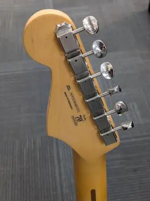 Fender - 014-0542-561 2